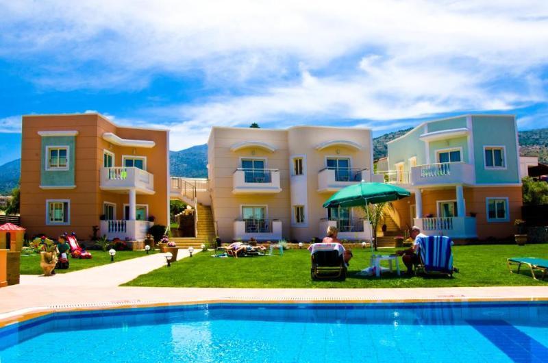 Kings Village Mália Exterior foto